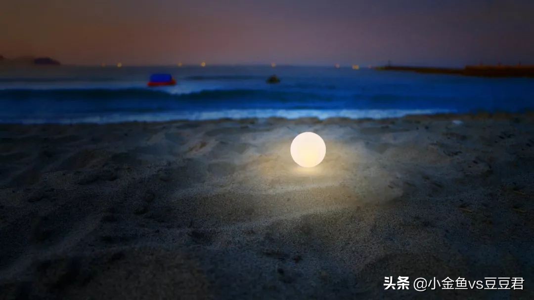 这盏灯又轻又亮,这盏灯