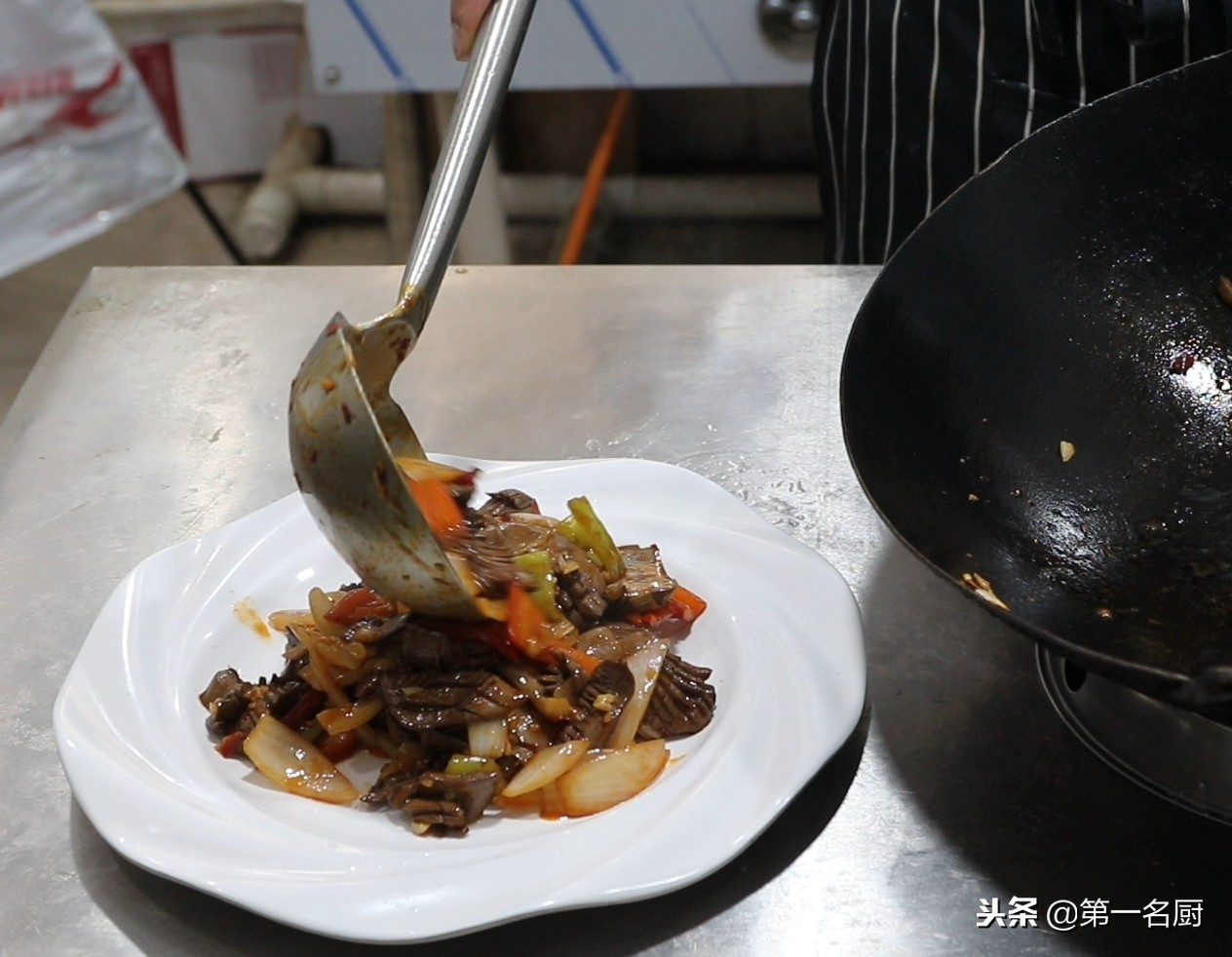 爆炒腰花这样做才好吃？不腥不腻，营养美味，下酒又下饭