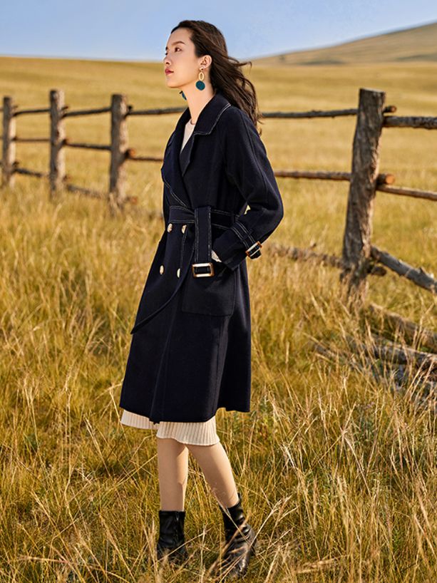 大衣秋冬店铺推荐,秋冬买大衣还是买皮草好