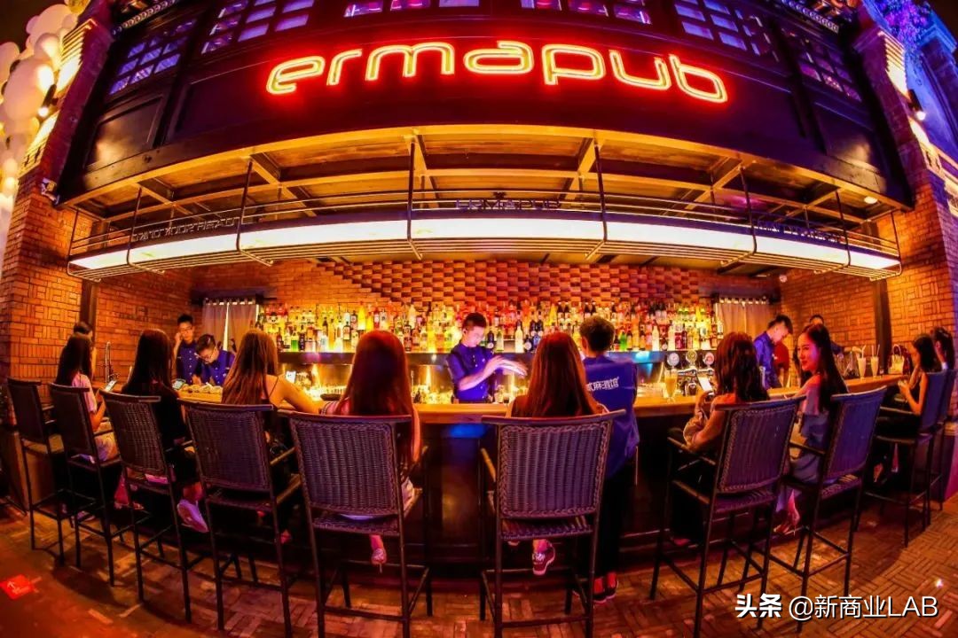 武汉青年路上，这座新“美学商场”藏着多少惊喜？