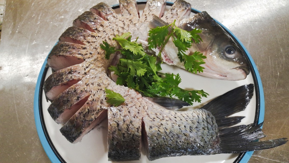 鱼的做法大全草鱼,盘龙草鱼最正宗的做法