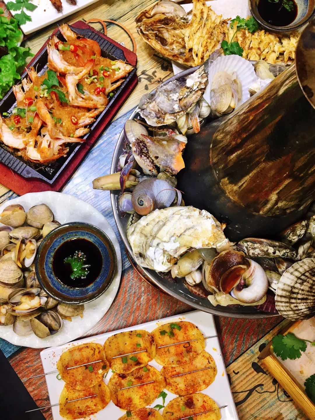 专注烤羊肉串三十年,自助烤串铜火锅