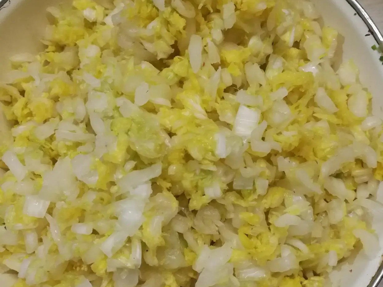 饺子馅出水不香,饺子馅为什么包不进去