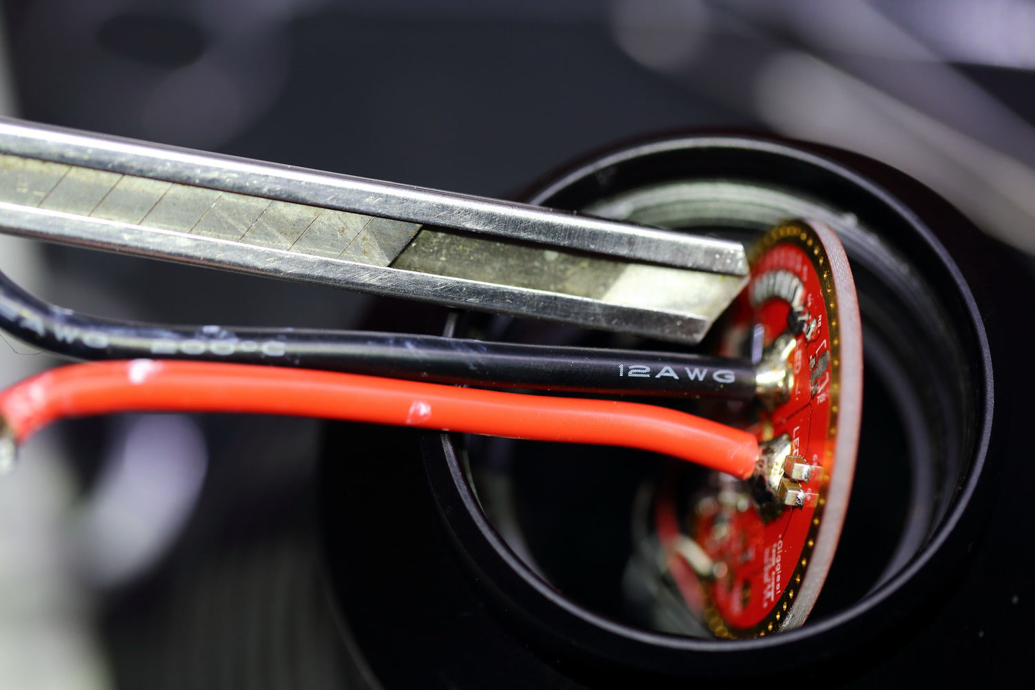 涓や竾娴佹槑杩滃皠,闆锋槑鍏攇t94鎵嬬數娴嬭瘎