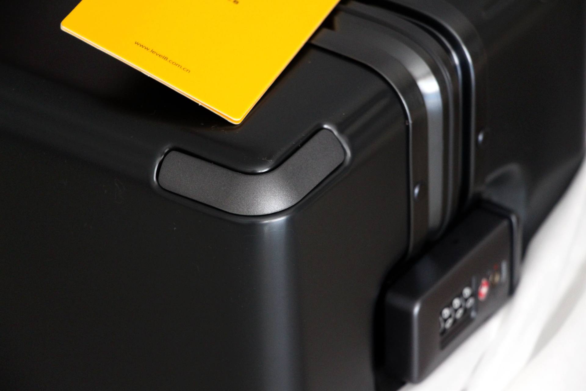 8号地平线旅行箱与小米登机箱,锤子科技地平线8号旅行箱登机箱