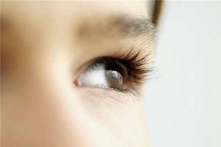 眼角脂肪粒祛除小妙招,眼角的脂肪粒怎么去掉小妙招
