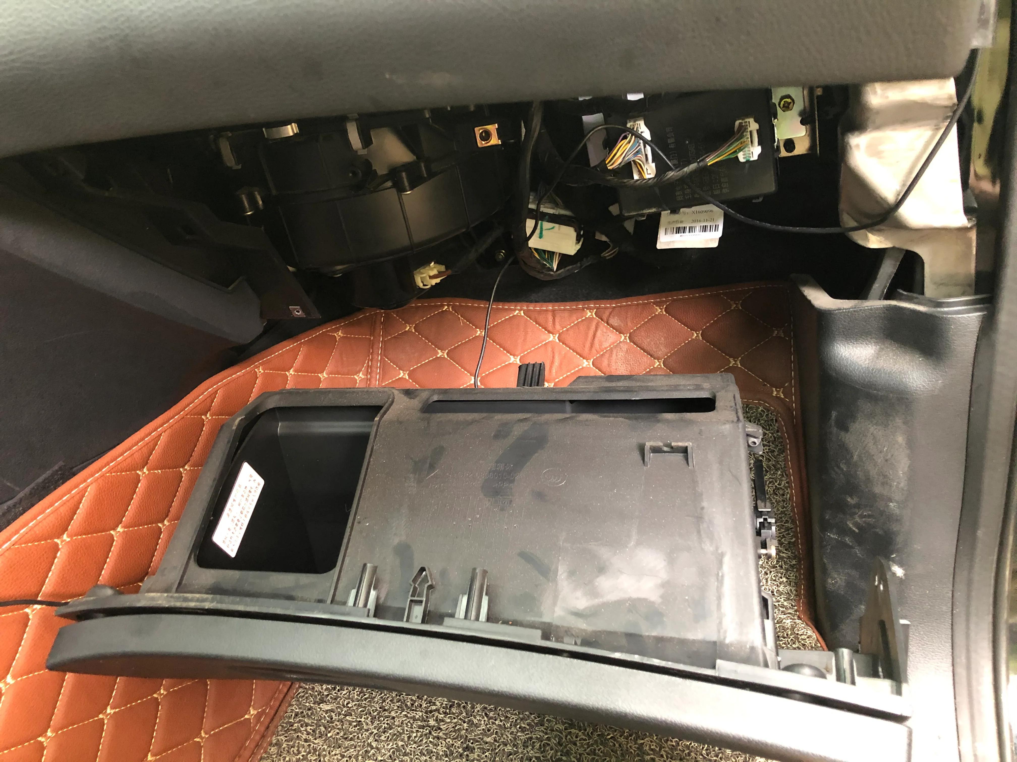 空调滤芯更换教程探岳,空调滤芯更换教程福特