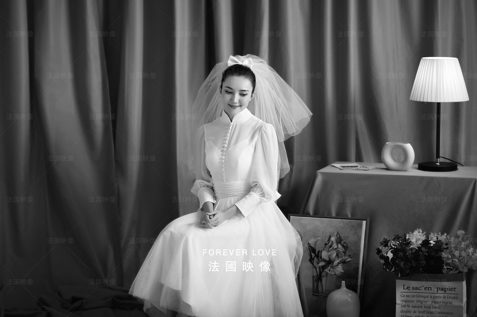 小个子穿什么婚纱拍照好看,胸小怎么穿婚纱显大