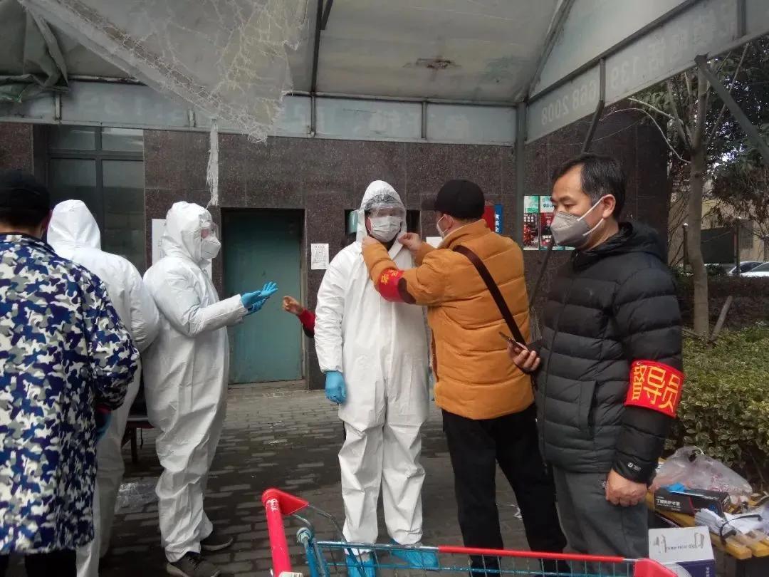 “白袍”法官,护你平安!|直通湖北