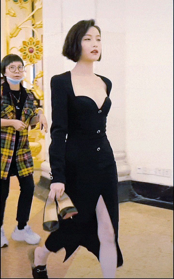 头顶很塌怎么一直蓬松,头顶尖头发塌怎么弄蓬松小妙招