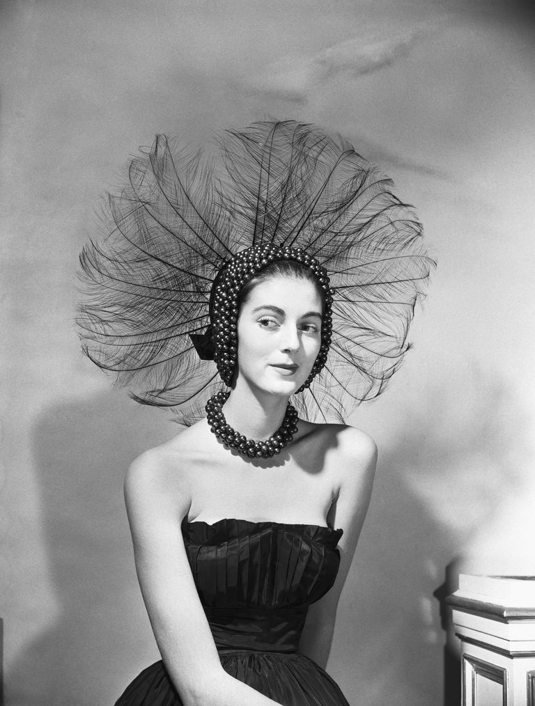 卡门：“时尚老妖精”，2次破产3次离婚，89岁的时尚的宠儿