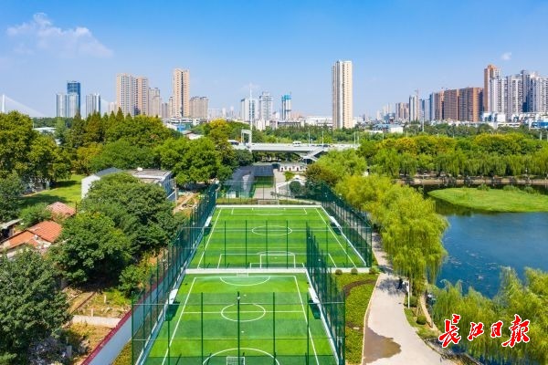 武汉东西湖区免费足球场,武汉免费对外开放足球场