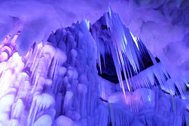 南极深海出现死亡冰柱现象,南极被冰冻的巨物