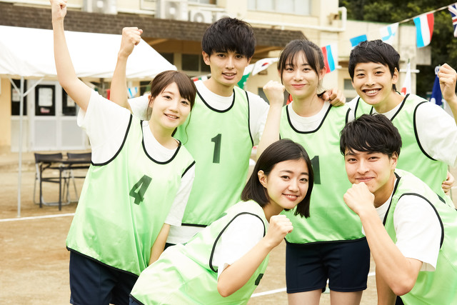 班级比赛输了班主任怎么安慰,班级活动输了惩罚