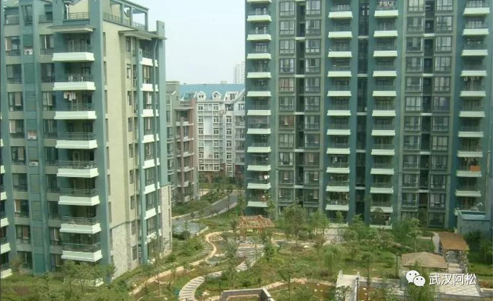 物业好的小区有什么好处,物业好不好直接影响未来房价