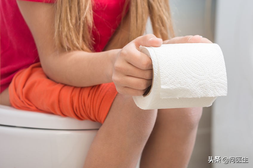 女生小便后，用纸巾擦易得阴道炎？不要纠结了，妇科医生告诉你