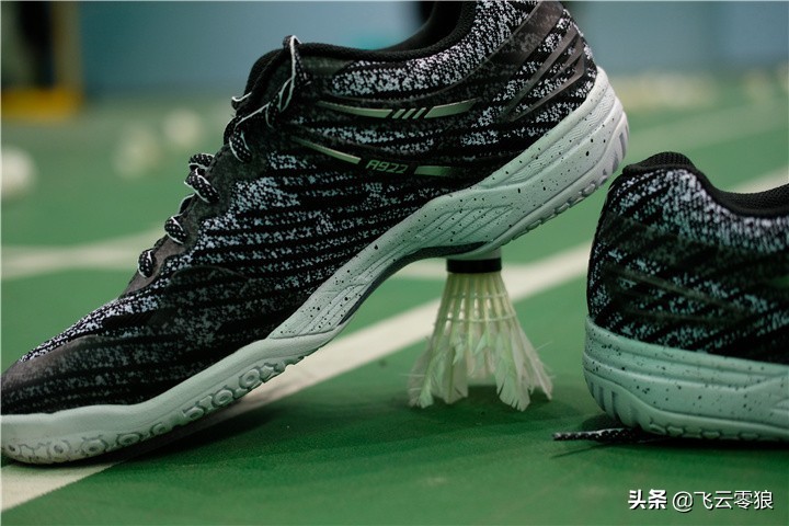 飞云a922评测,羽毛球鞋排行榜前十名中羽