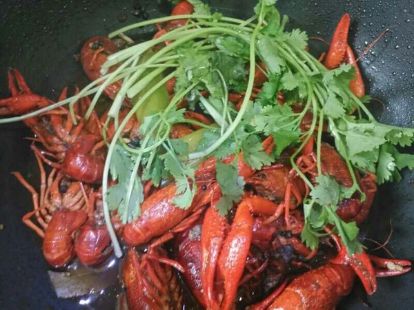 如何快速清洗小龙虾最干净,小龙虾的洗法怎么洗