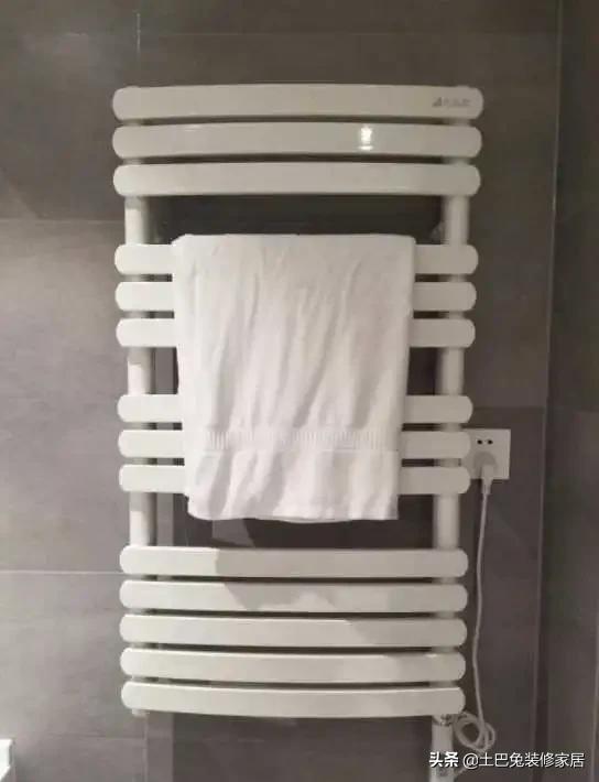 刚装修完的卫生间，被一堆网红神器给毁了