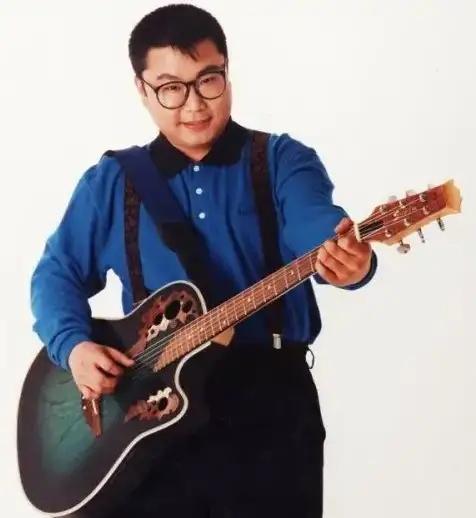 “纤夫哥”尹相杰：从爆红到锒铛入狱，他到底经历了什么？