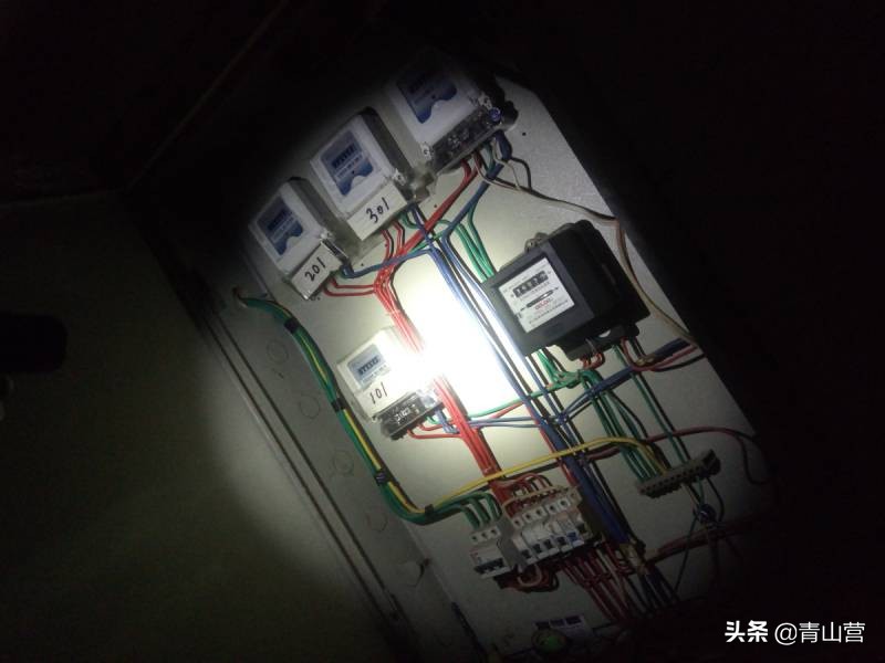 ta15手电,纳丽德ta10手电评测