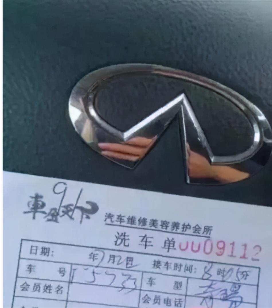 为什么要挂个锤子在墙上,第一次去男朋友家看到墙上挂什么