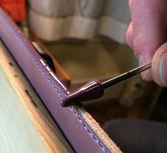 奢侈品包包生产过程,仿制奢侈品牌包包