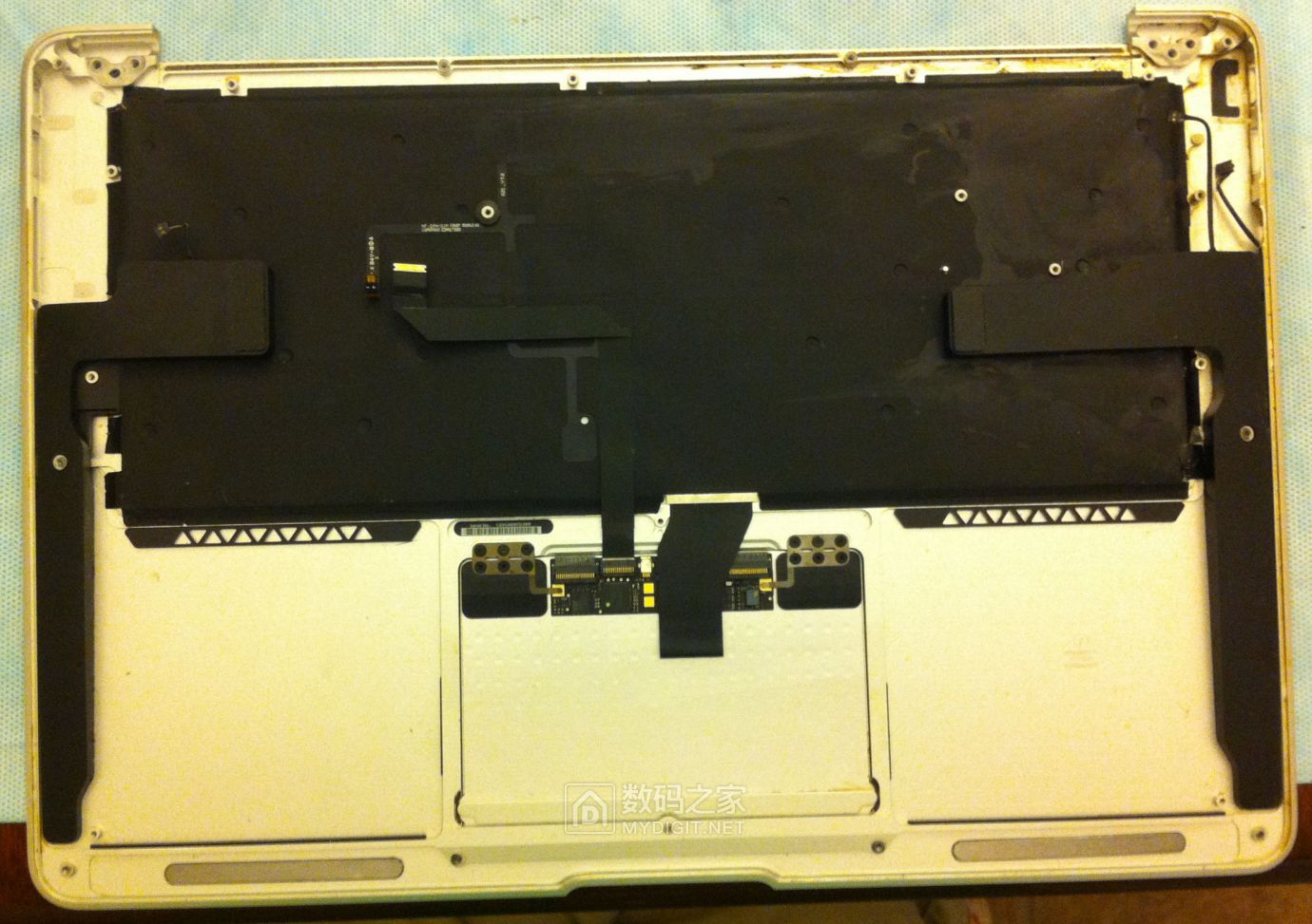 苹果笔记本macbookair7999,苹果笔记本11.6寸macbookaira1370