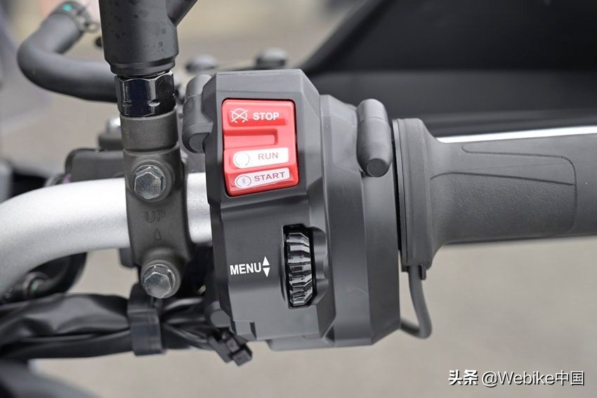 闆呴┈鍝坱racer9鍥藉唴鍞环,闆呴┈鍝坱racer9gt璇勬祴