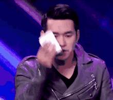 睡一觉怎么能瘦十斤,睡一觉瘦2斤怎么回事