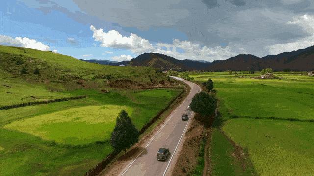 听古诗的音频,听诗歌朗诵的心情