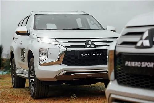 三菱pajerosport老款,三菱帕杰罗pajero越野测评