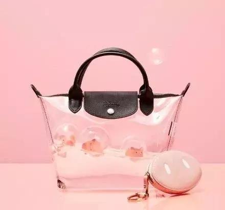 各大品牌的春节限定都跟猪一样吗,各大奢侈品牌新年限定