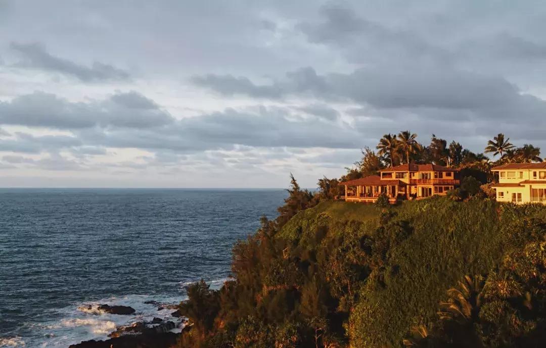 在吸引村上春树买房养老的海岛呆3天，马代帕劳在我心里降到第二