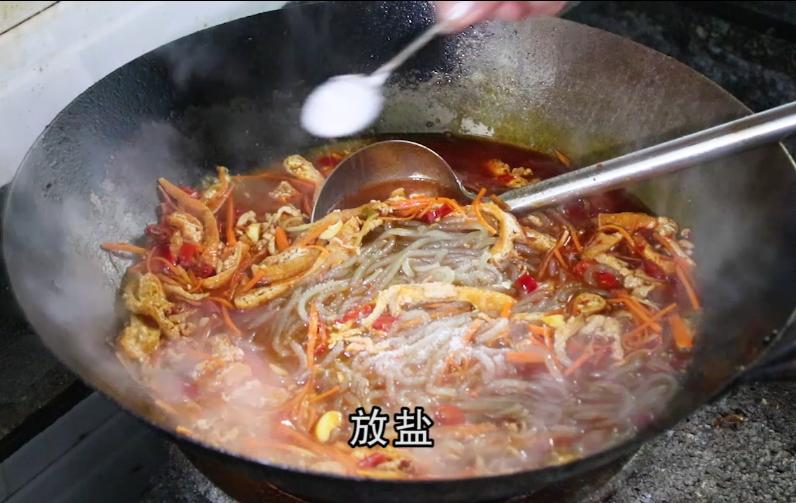 想吃酸辣粉不用点外卖,想吃酸辣粉家里没有调料