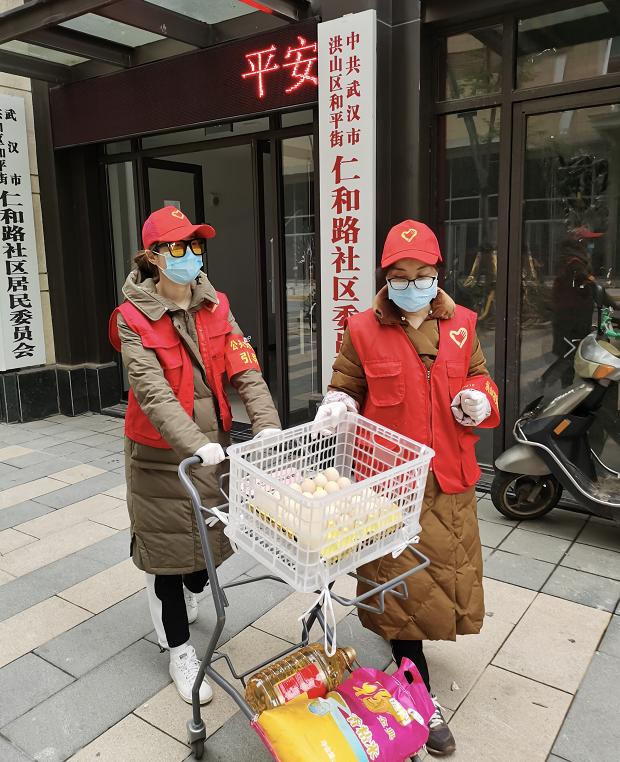 他们是疫情一线的奉献者,他们是奋战在防疫一线的平凡英雄