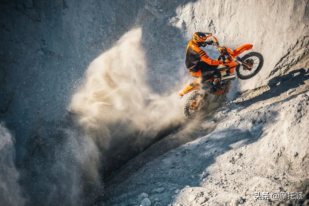 不到1万的ktm,ktm300硬耐力