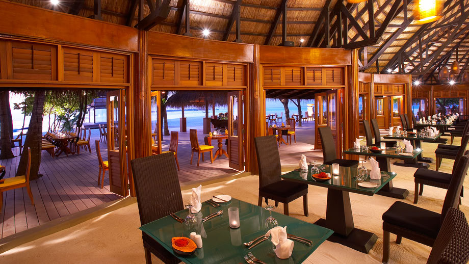 双层梦幻水屋，你要的马尔代夫性价比最高六星岛