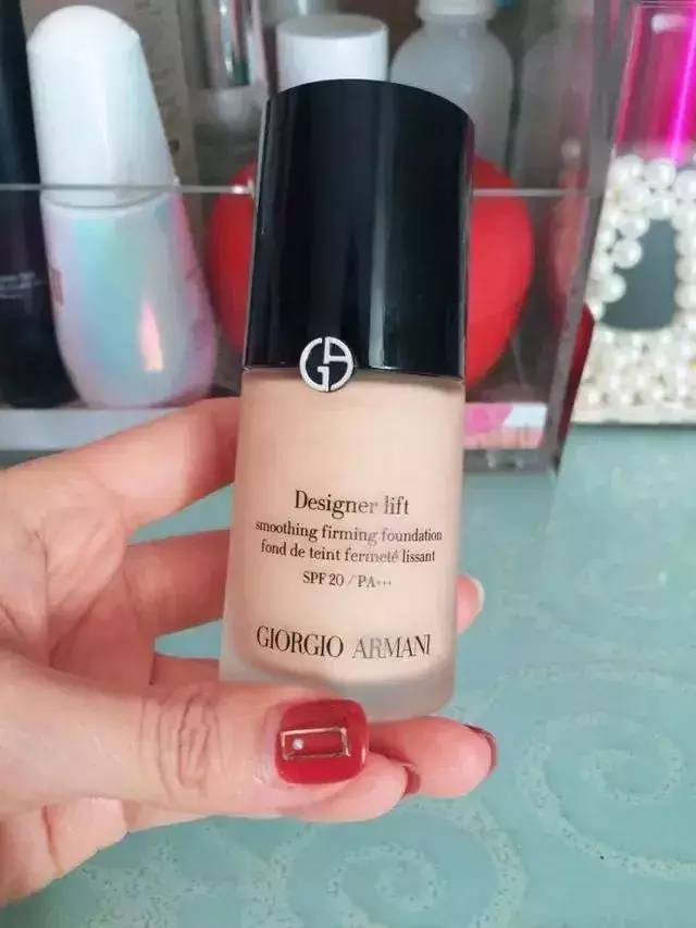 阿玛尼粉底液哪一款比较好用,阿玛尼粉底液哪款比较好