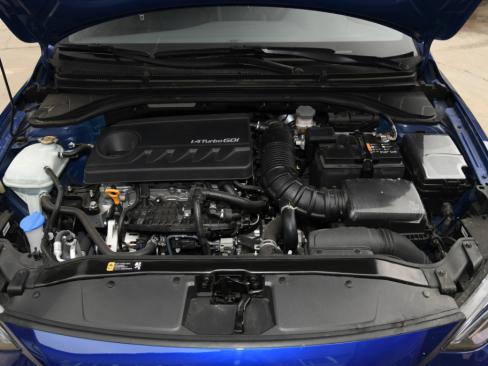 十万左右女士车自动挡推荐轿车,十万落地国产自动挡轿车推荐