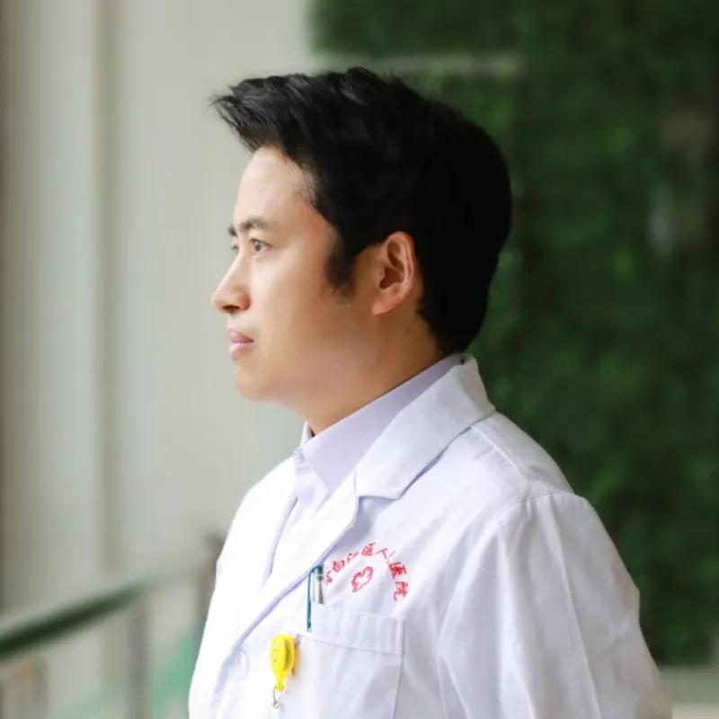 鍏虫敞鐪肩鍖荤敓,鍏虫敞涓撳鍖荤敓