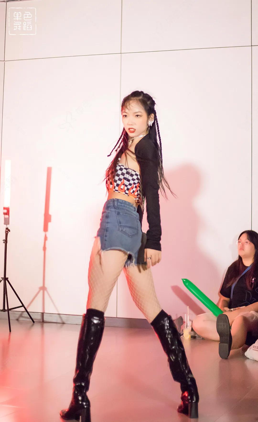 没有舞蹈基础怎么扒舞,遇见心动的舞蹈想学怎么办