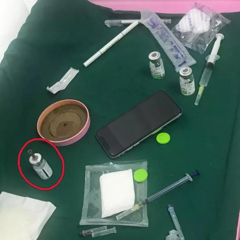 网红瘦脸针痴狂背后被忽视的风险,粉毒瘦脸正品和假货对比