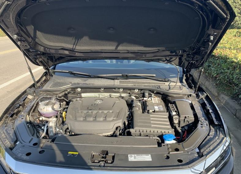 大众帕萨特什么时候入手,大众帕萨特开着怎么样