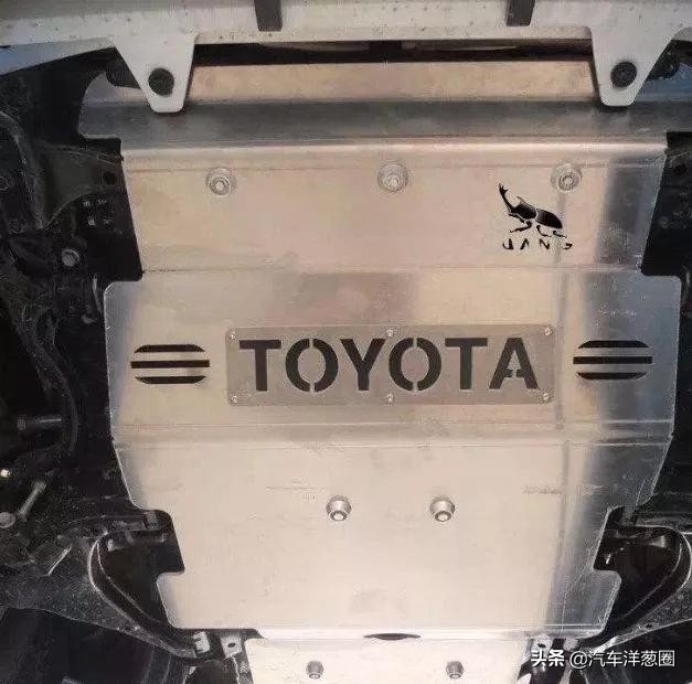 汽车发动机护板有啥好处,家用车到底要不要装发动机护板