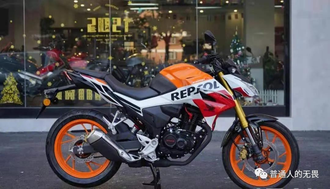 摩托车入坑技巧视频,新手入坑一万以内的摩托车