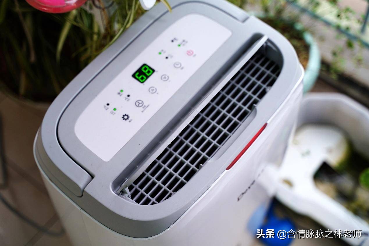 家里潮湿抽湿机,下雨家里潮湿用什么除湿机