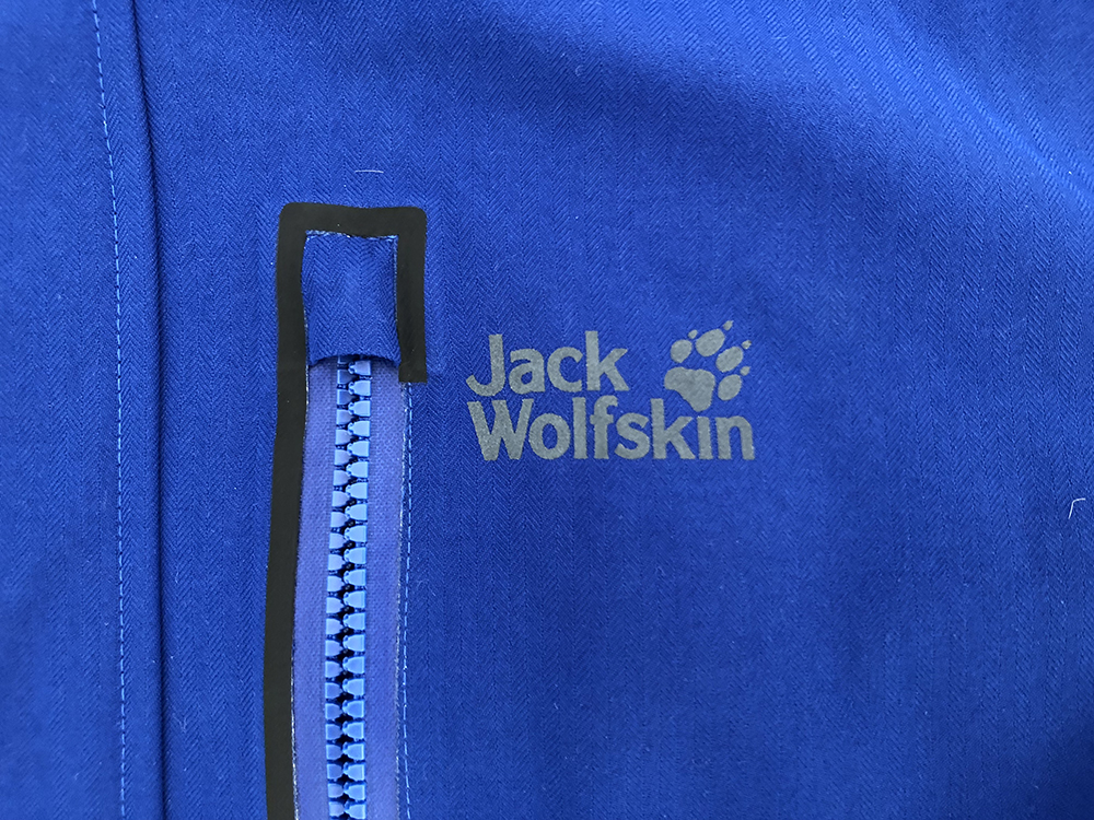 狼爪登雪山冲锋衣推荐,男士登山冲锋衣狼爪