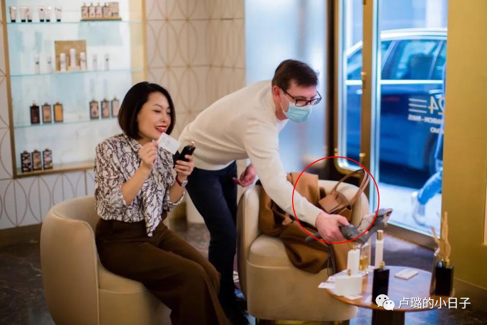 要说高级感的包，标配一定是白色包