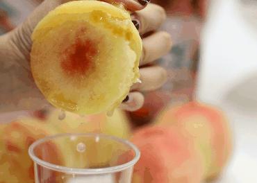 一张嘴就臭是咋回事,刷牙不管用的口臭怎么治